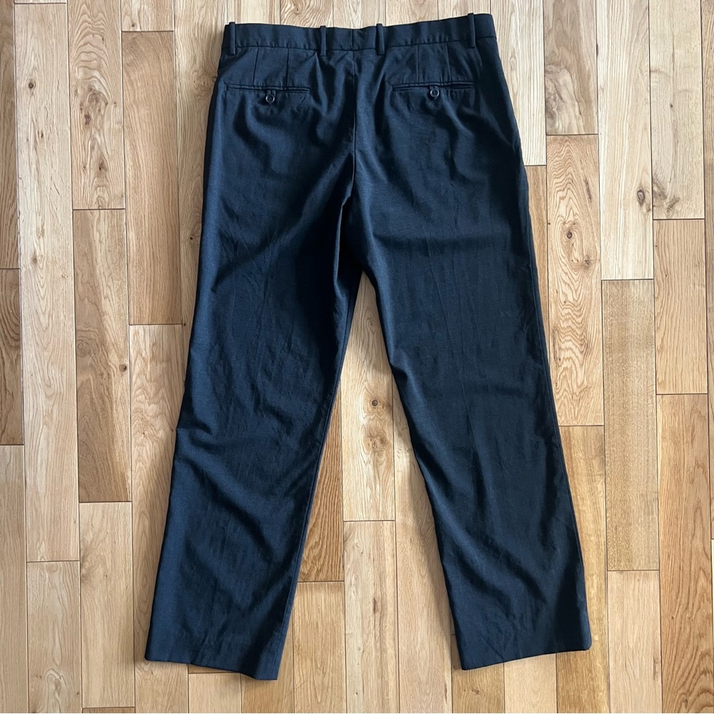 Theory Men’s Wool Dark Grey Flat Front Trousers 36x32 - Picture 8 of 9